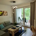 Lejlighed Apartamentyprzymorzu Z Basenem I Bawialnia Kołobrzeg
