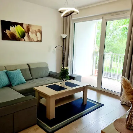 公寓 Apartamentyprzymorzu Z Basenem I Bawialnia 科沃布热格