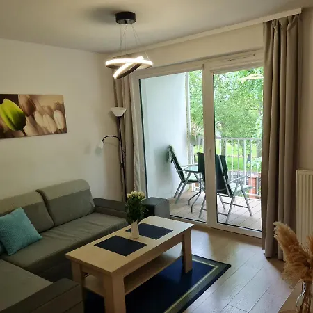 公寓 Apartamentyprzymorzu Z Basenem I Bawialnia 科沃布热格