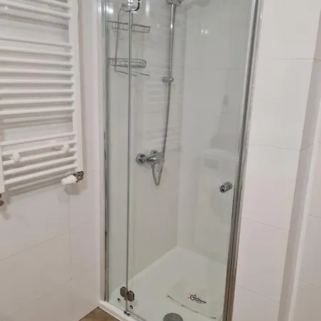 Apartamentyprzymorzu Z Basenem I Bawialnia 公寓 科沃布热格