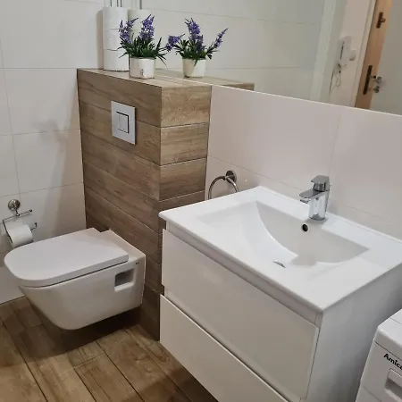 Apartamentyprzymorzu Z Basenem I Bawialnia Apartment Kolobrzeg