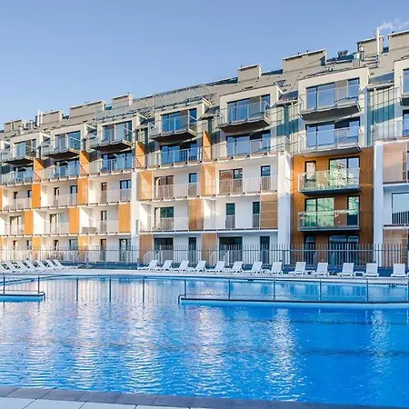 Apartamentyprzymorzu Z Basenem I Bawialnia * Kolobřeh