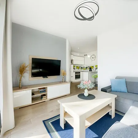 Apartmán Apartamentyprzymorzu Z Basenem I Bawialnia