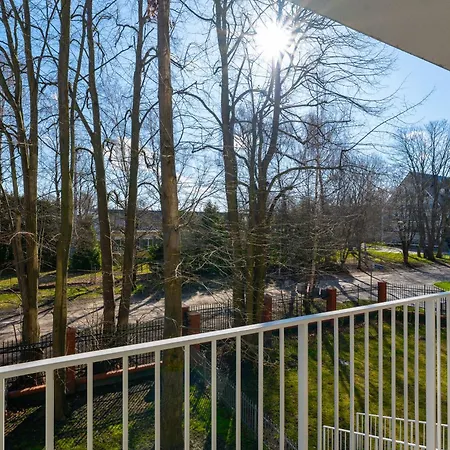 Apartamentyprzymorzu Z Basenem I Bawialnia