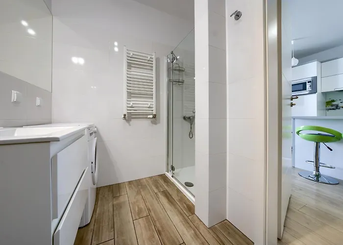 Apartamentyprzymorzu Z Basenem I Bawialnia Kołobrzeg